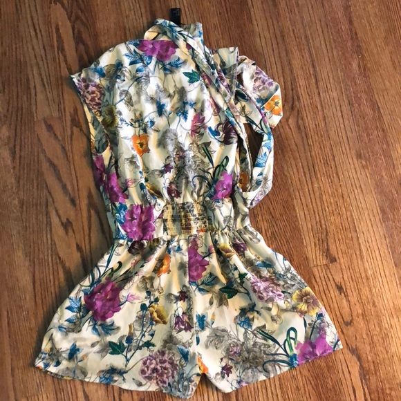 H&M Romper Size:4 - Picture 2 of 2